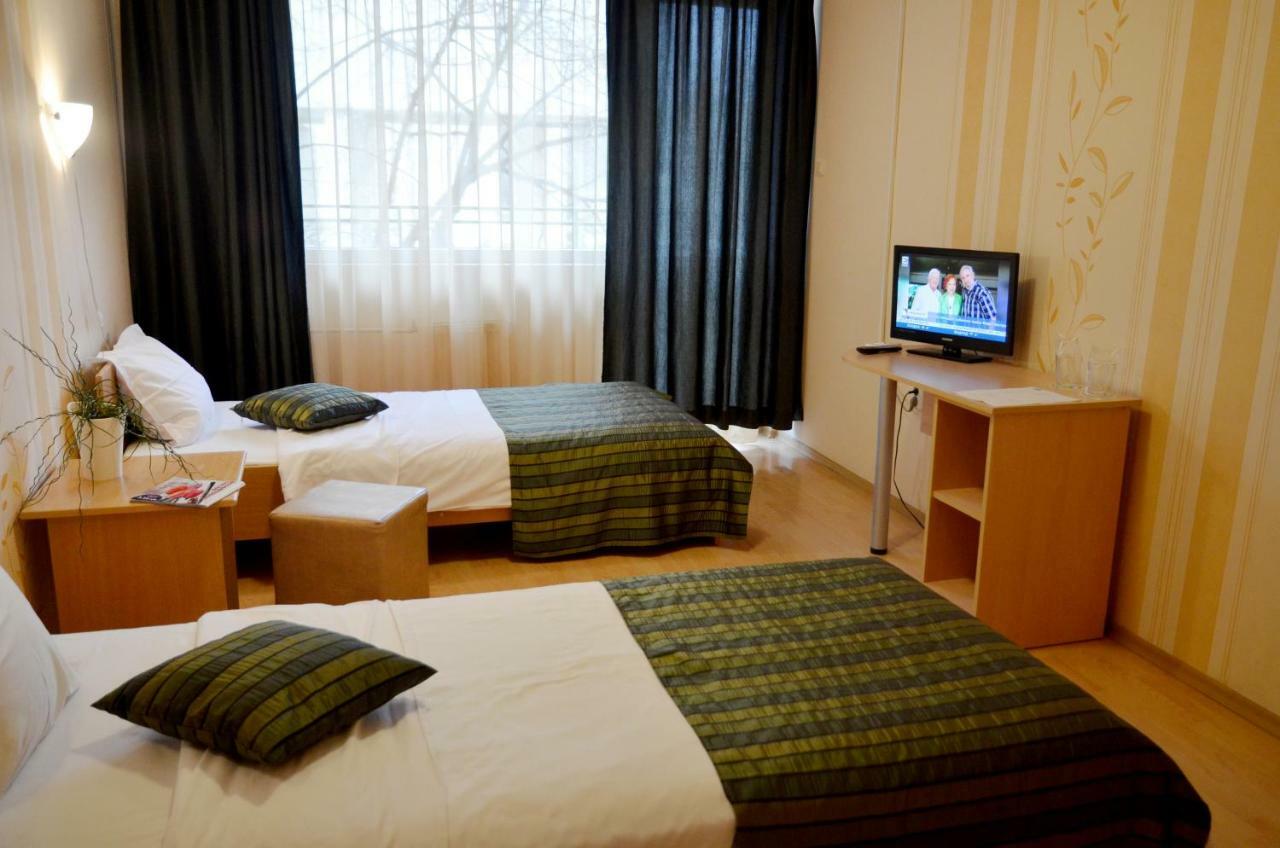 Hotel Sorbona Varna Exterior photo