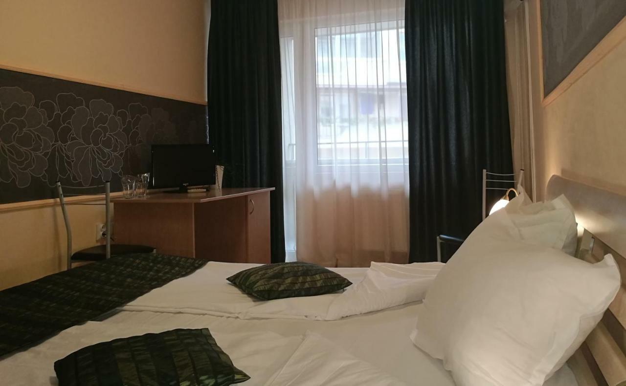 Hotel Sorbona Varna Exterior photo